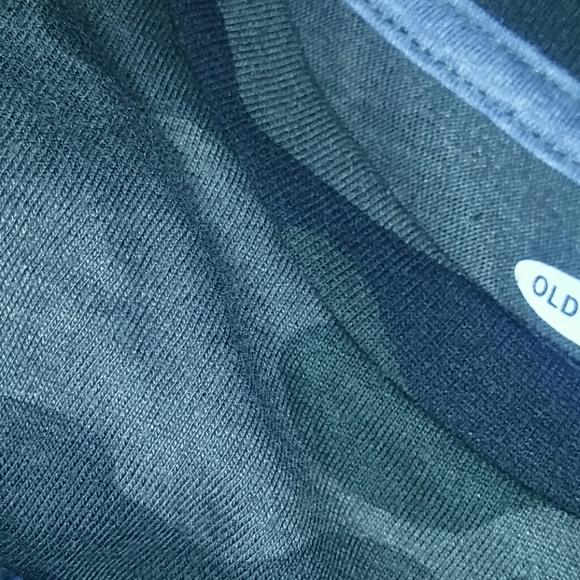 2 NWT Kids Old Navy Shirts - Picture 3 of 6